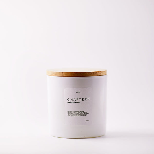 CH06 Woody Amber Deluxe Double-Wick Scented Candle 330ml