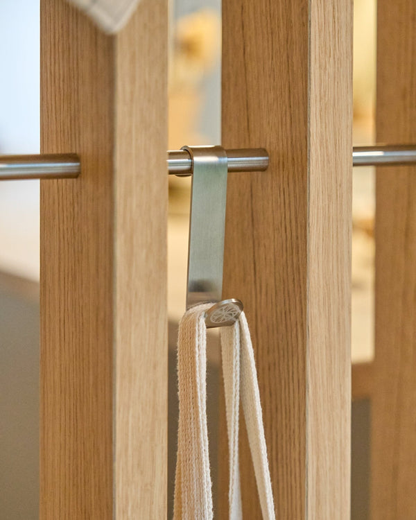 Alva S-Hook in use
