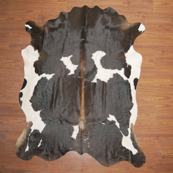 BS Grade Nguni Hide in Tricolour pattern — XL size 218x180cm