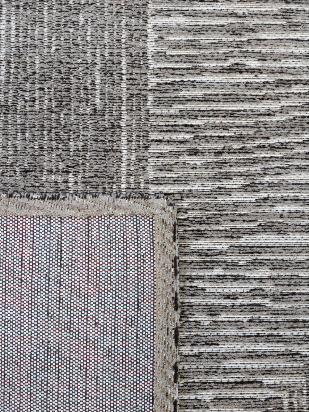 Facet Runner in Pumice