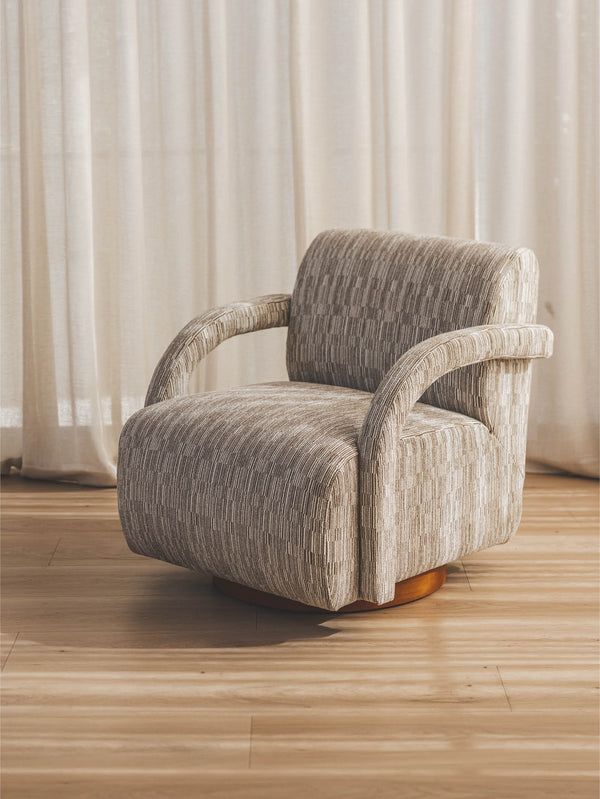 Highborn Swivel Chair