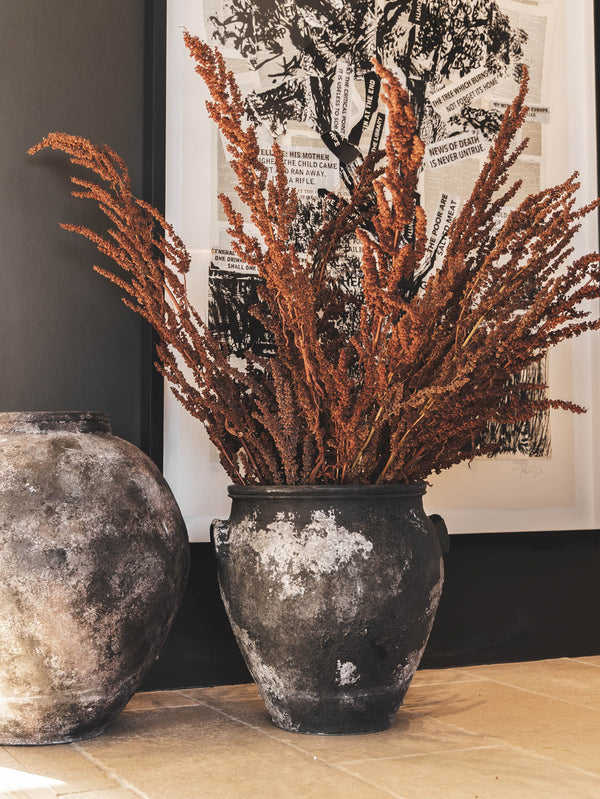 Natalie Vase XL styled