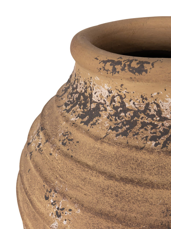 Rosa Vessel in Sandstone