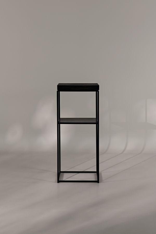 Metal and Oak Plinth – ST48
